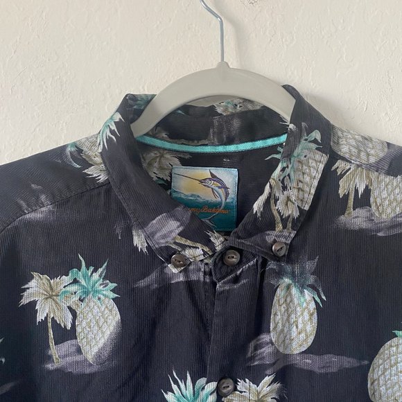 Tommy Bahama Mens Shirt Island Modern Fit Size L Hawaiian Pineapple 100% Silk - Picture 3 of 11